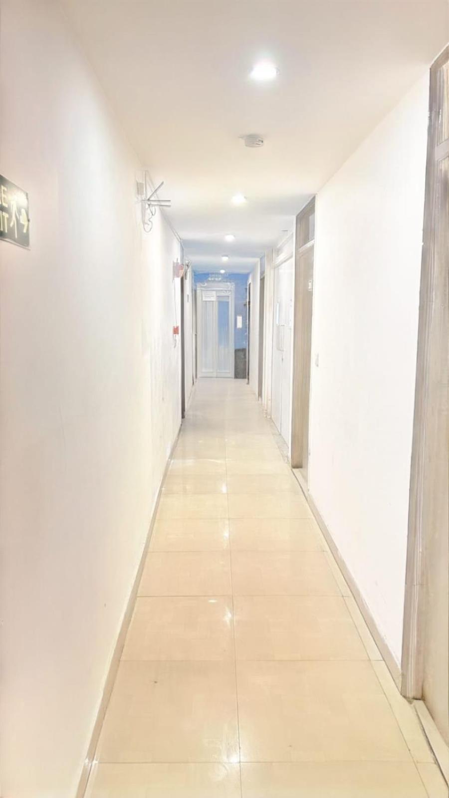 Hotel Platinum With Free Pickup-Delhi Airport Nova Deli Exterior foto