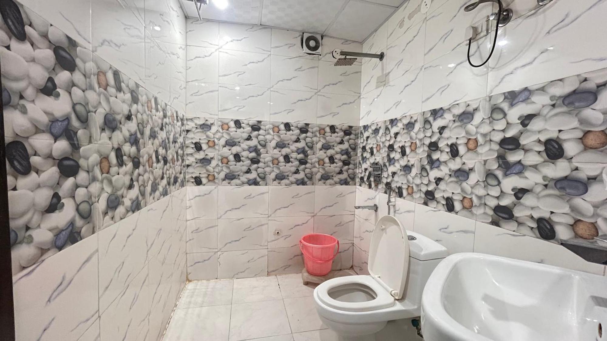 Hotel Platinum With Free Pickup-Delhi Airport Nova Deli Exterior foto